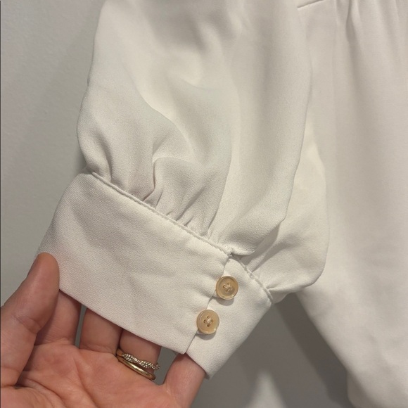 Aritzia Wilfred Trinette White Blouse with Square Neckline - Picture 9 of 9